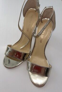 Ivanka Trump Gold Heels style ITKLOVER Size 7.5 Ankle Strap